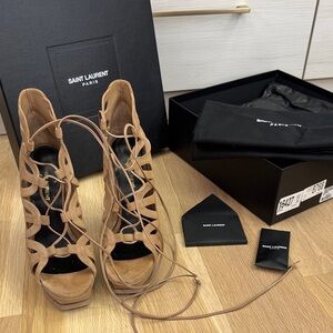 Saint Laurent 135/105 lace up tribute in color Chamois size 38